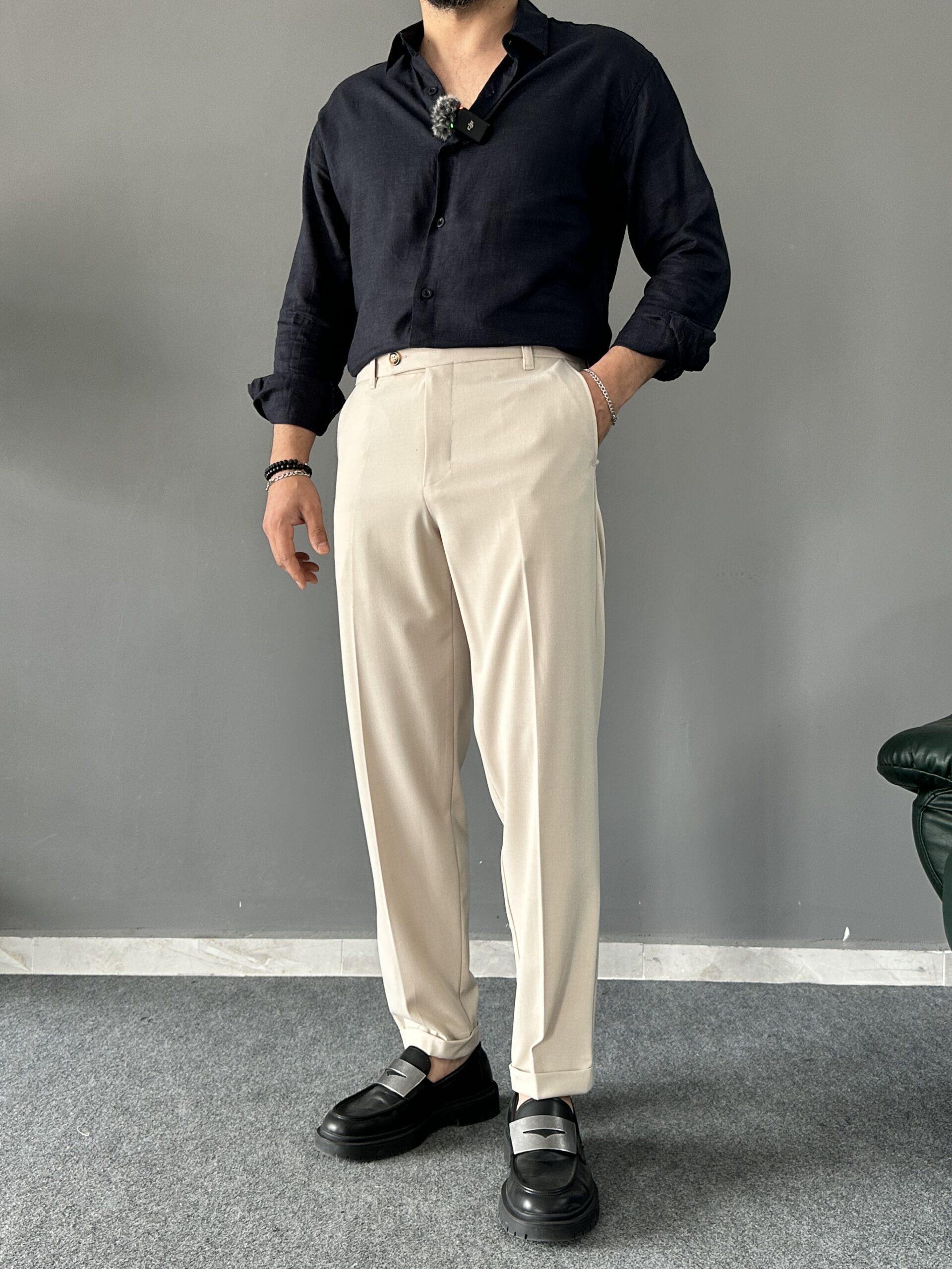 Boyfriend Kalıp Kısa Dil Detaylı Krem Pantolon