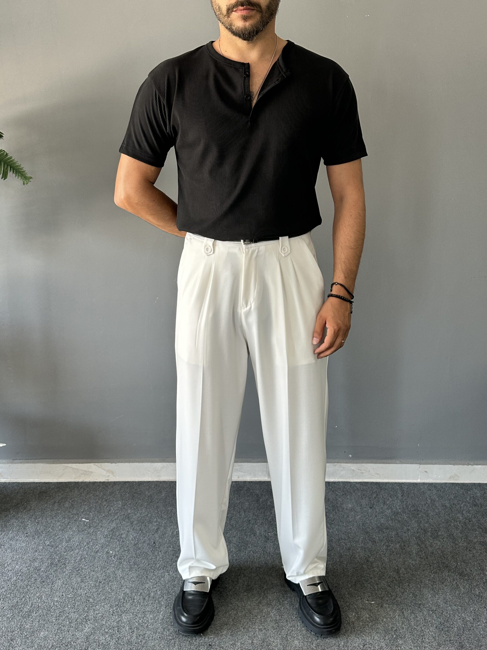 Oyşo Kumaş Henley Yaka Regular Siyah T-Shirt