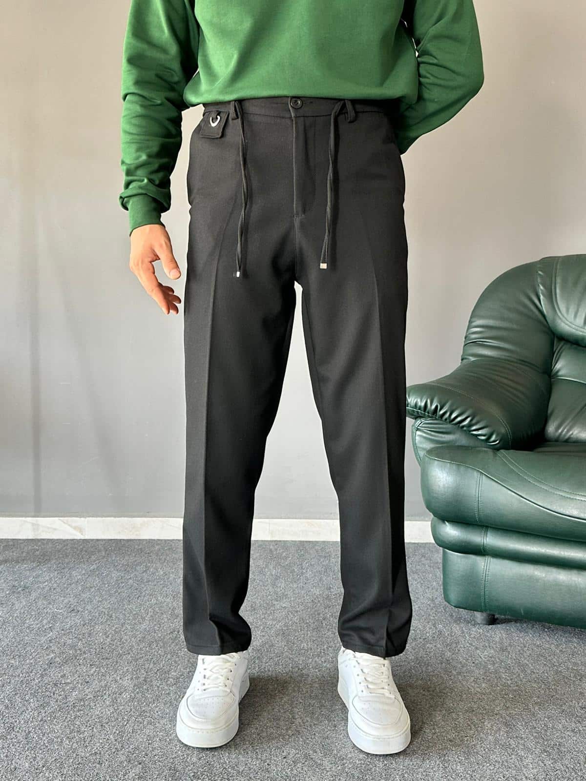 Yün Kumaş Bağcıklı Siyah Regular Pantolon